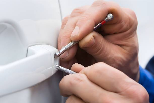 Car locksmith