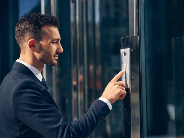commercial locksmith